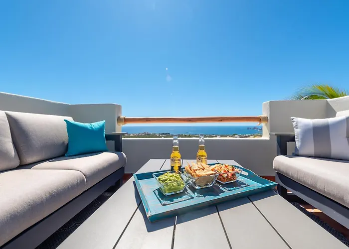 Tezal Penthouse Private Rooftop & Jacuzzi * Cabo San Lucas